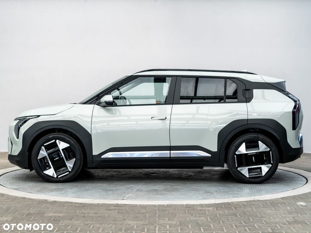 Kia EV3 81.4kWh Business Line - 2