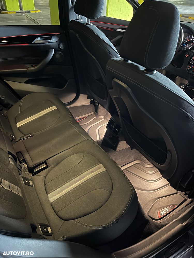 BMW X1 xDrive20d AT - 28