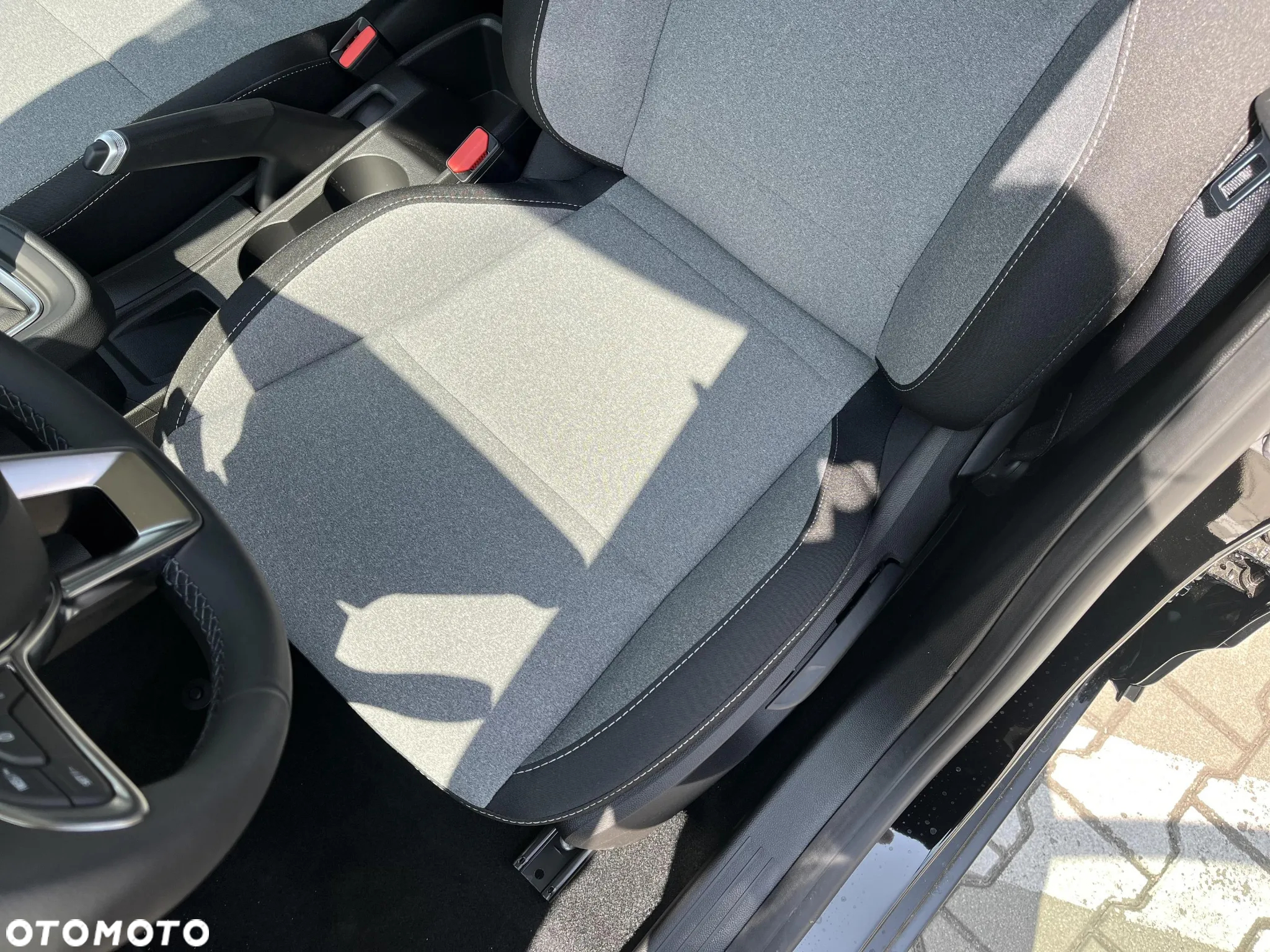 Mitsubishi Colt - 15