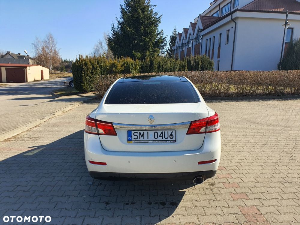 Renault Latitude - 4