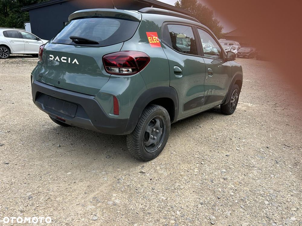 Dacia Spring - 4