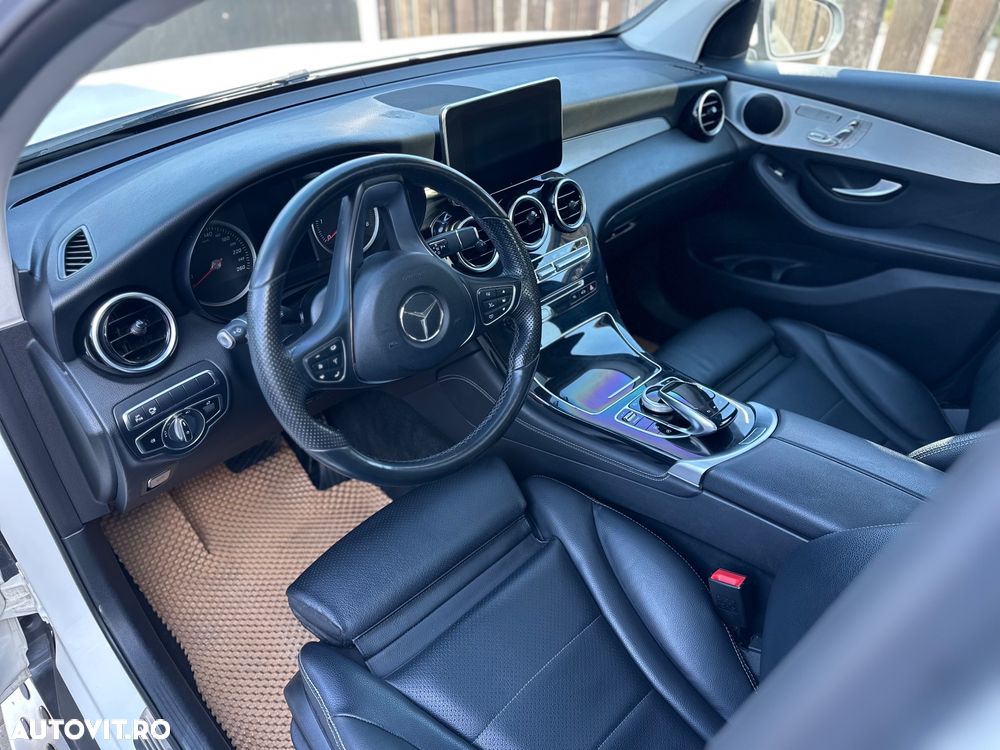 Mercedes-Benz GLC 220 d 4MATIC 9G-TRONIC AMG Line - 8
