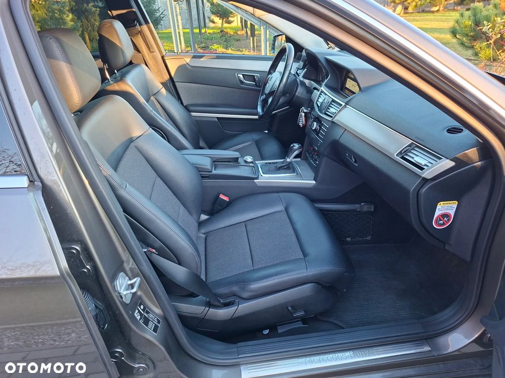 Mercedes-Benz Klasa E 250 CDI DPF BlueEFFICIENCY Automatik Avantgarde - 2