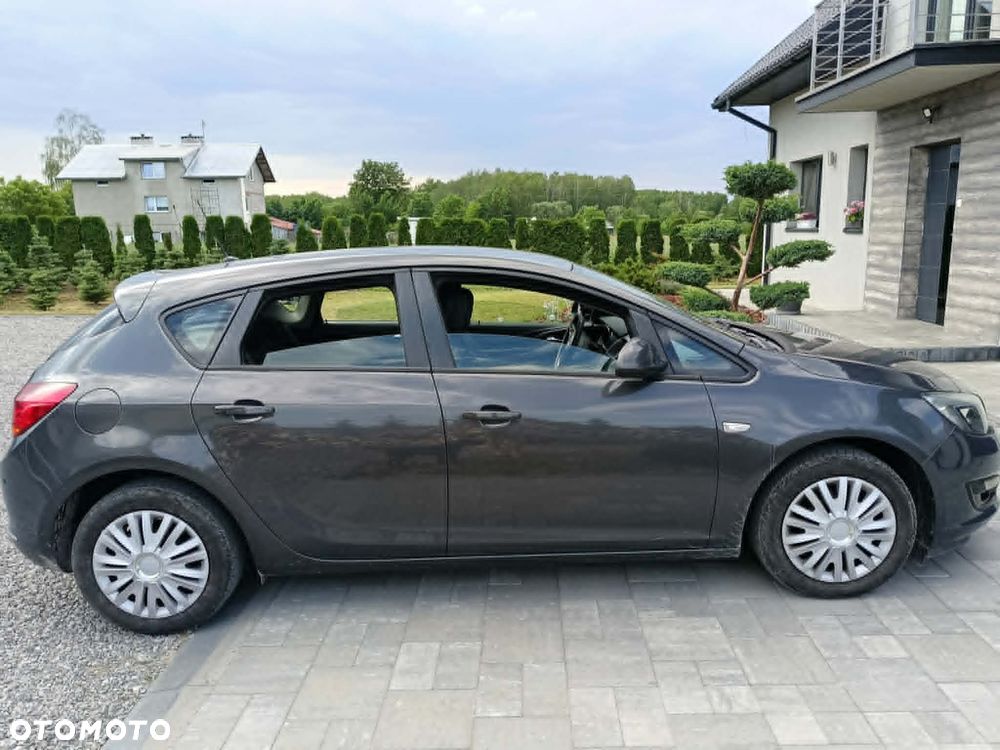 Opel Astra - 14