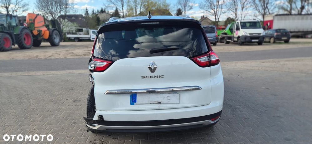 Renault Grand Scenic - 20