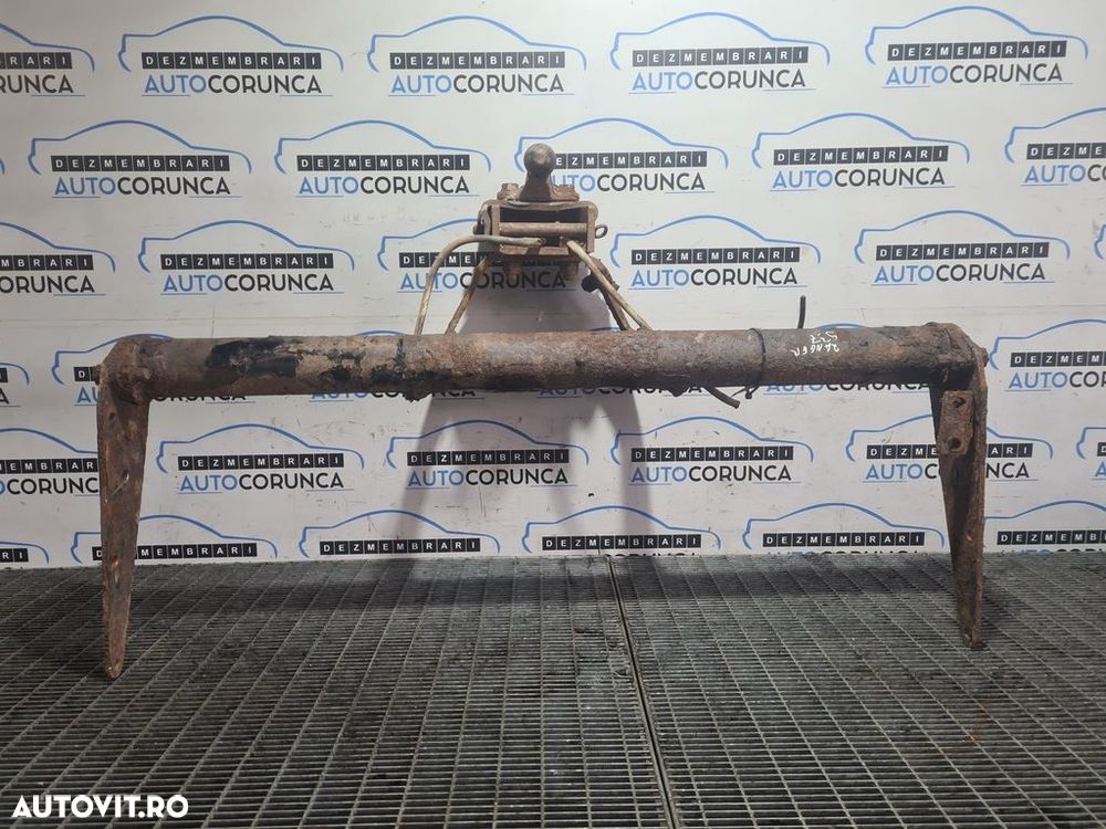 Carlig remorcare Ford Ranger II Facelift 2009 - 2011 SUV 4 Usi (937) - 1