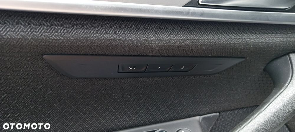 BMW Seria 5 520d Sport Line - 13