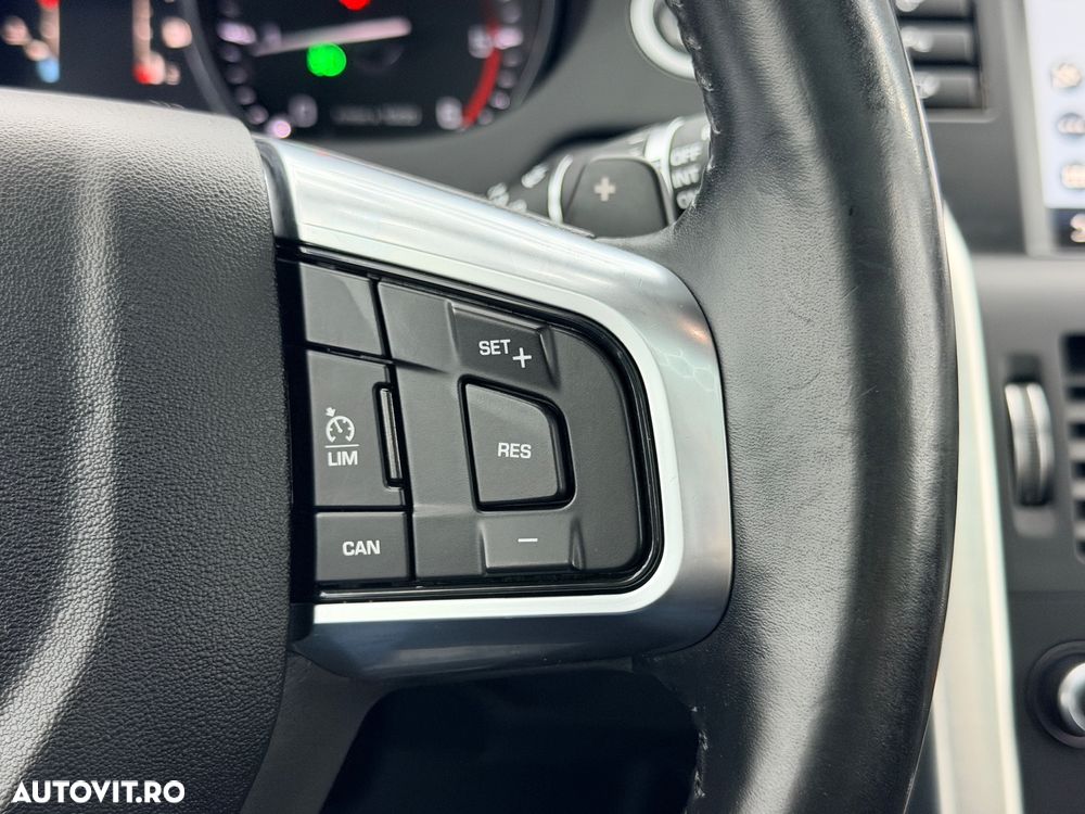 Land Rover Discovery Sport 2.0 l TD4 HSE Aut. - 26