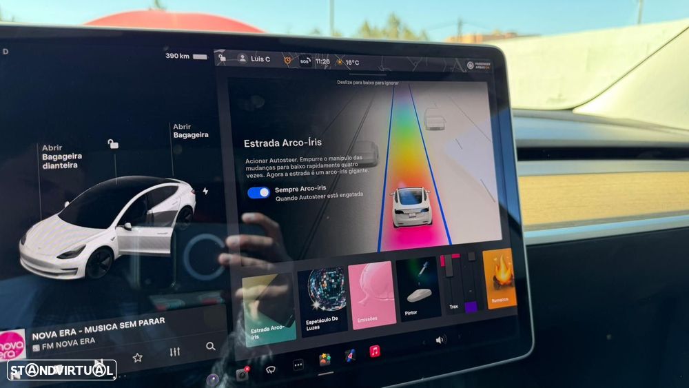 Tesla Model 3 Long-Range Dual Motor AWD - 34