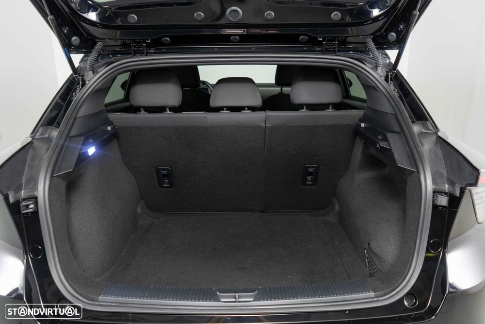 MG MG4 64 kWh Comfort - 11