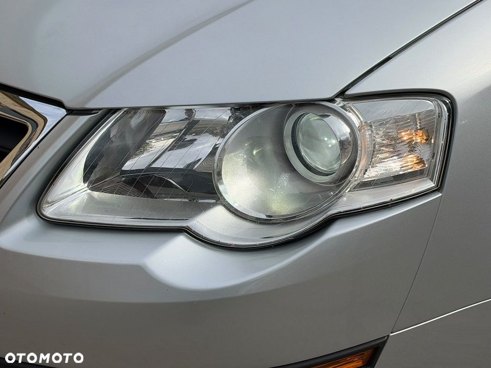 Volkswagen Passat - 5