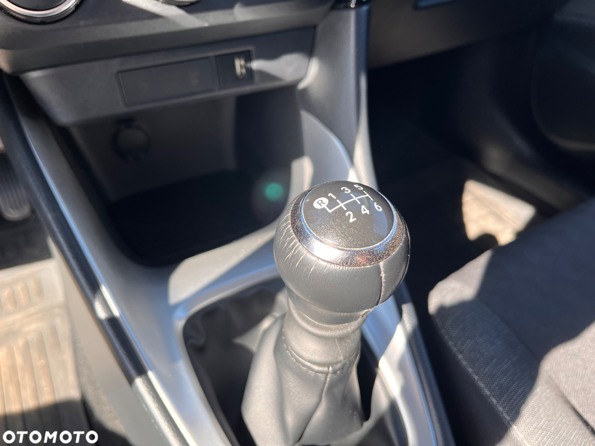 Toyota Yaris 1.5 Comfort - 31
