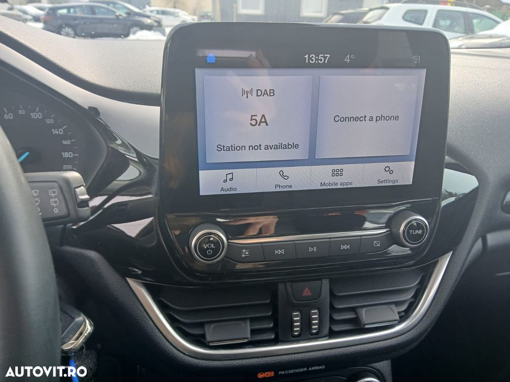 Ford Fiesta 1.0 EcoBoost mHEV Trend Connected - 9