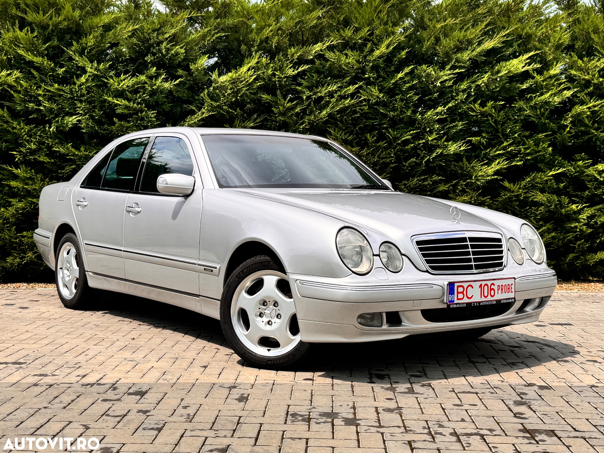 Mercedes-Benz E 430 4-Matic Aut Avantgarde - 3