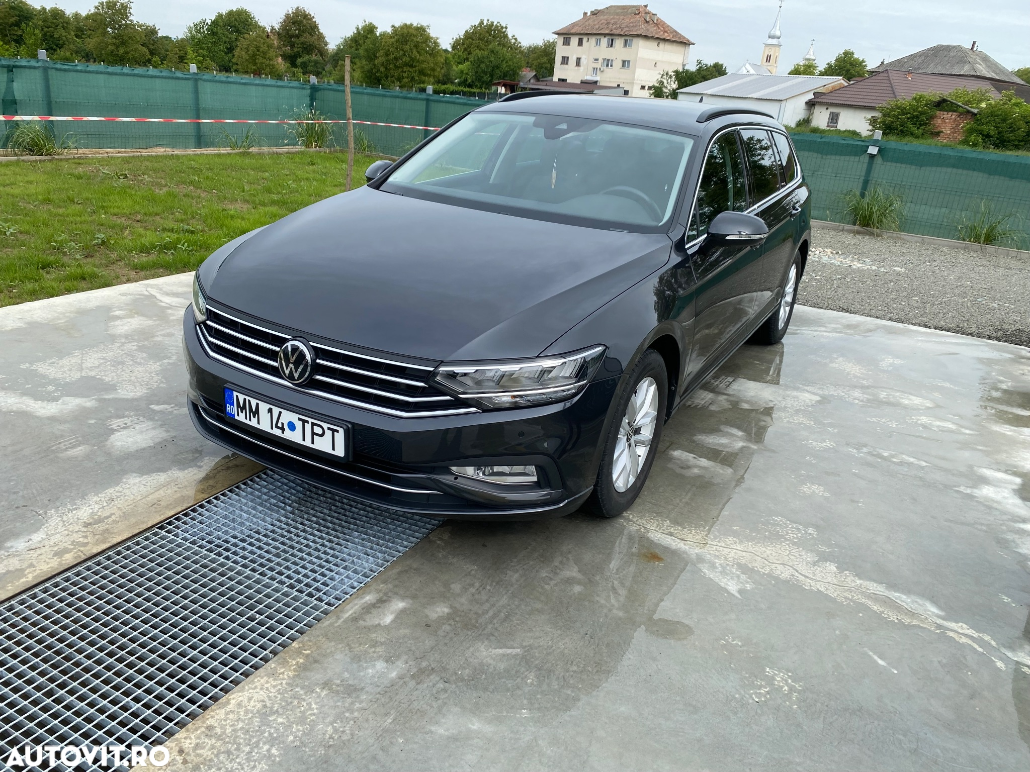 Volkswagen Passat Variant 1.5 TSI OPF DSG Business - 4