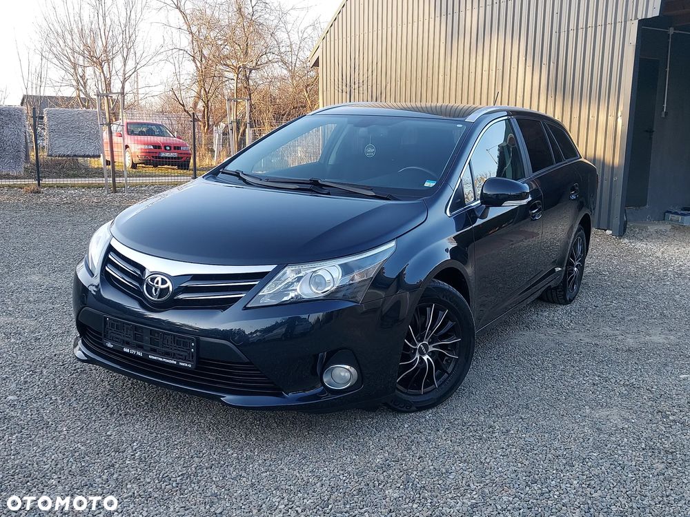 Toyota Avensis - 5