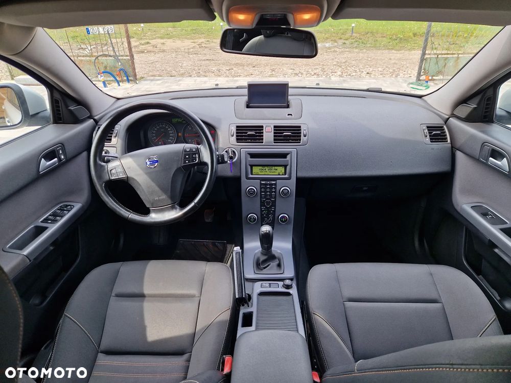 Volvo V50 1.6D Momentum - 9