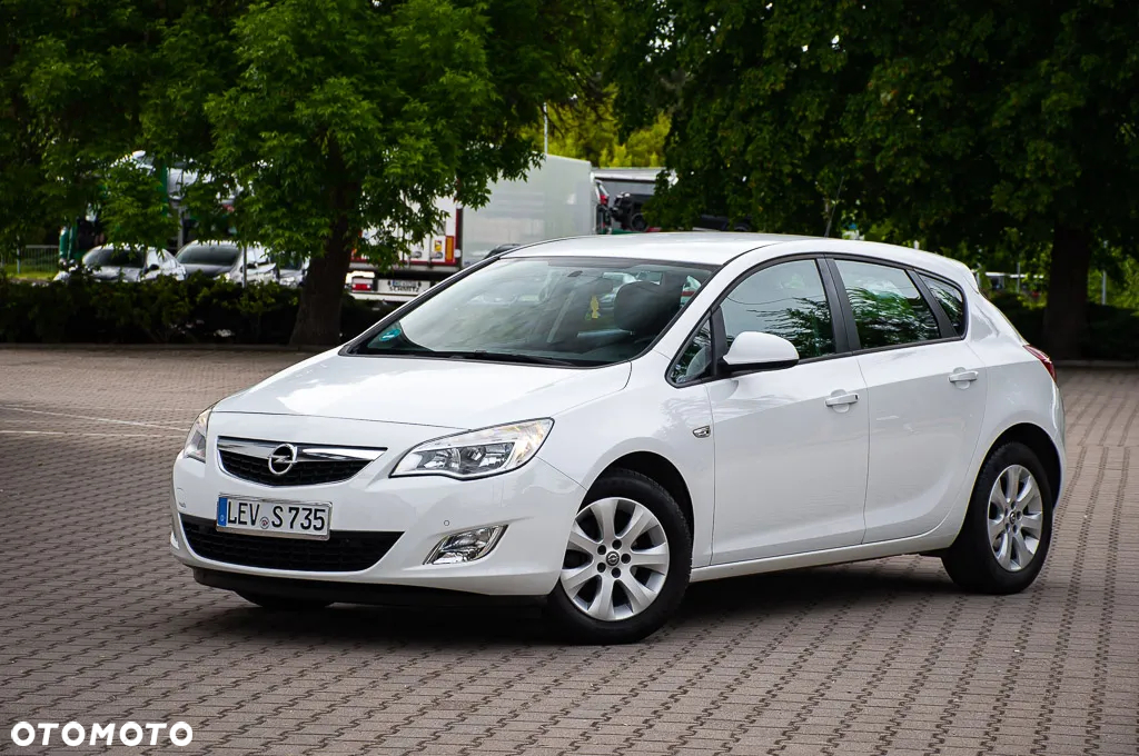 Opel Astra - 12