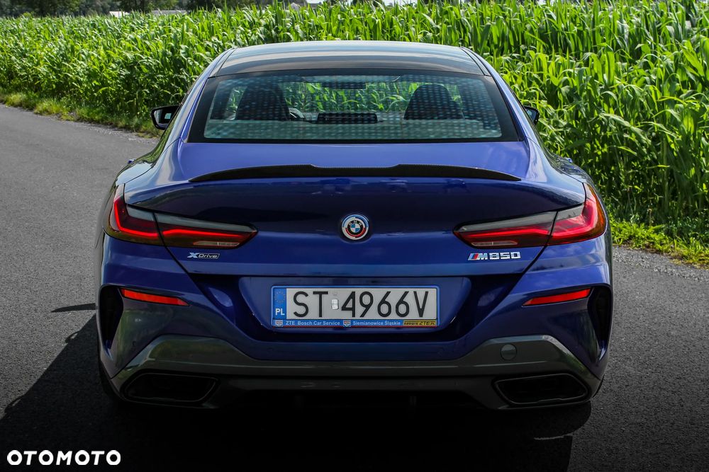 BMW Seria 8 - 5