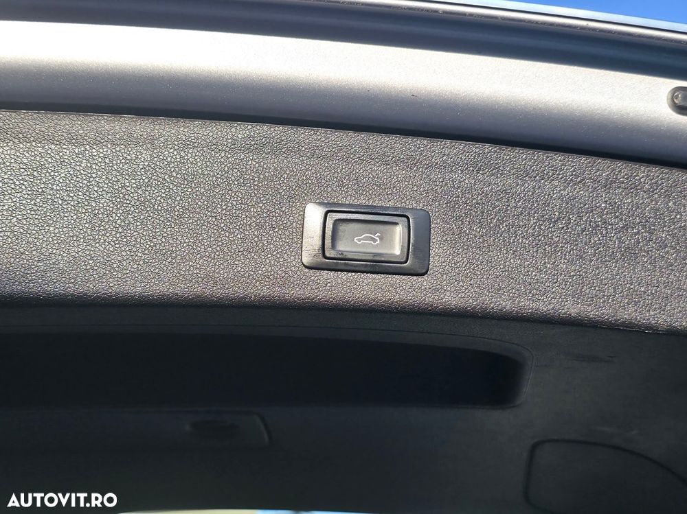 Audi Q5 2.0 TDI Quattro S tronic Design - 28
