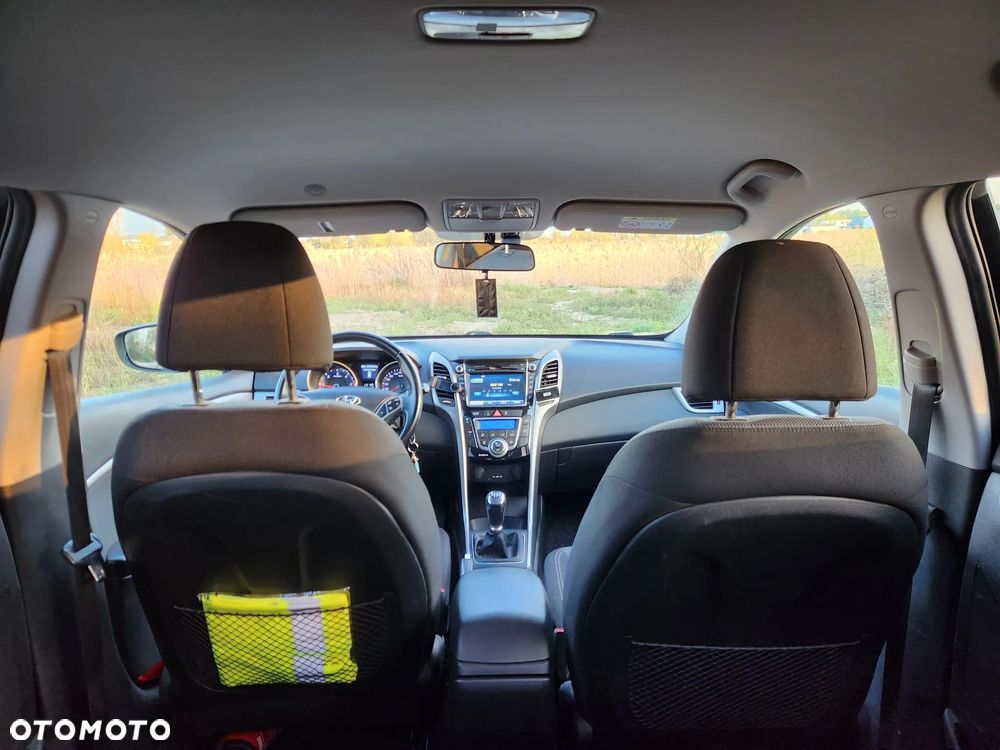 Hyundai i30 - 19