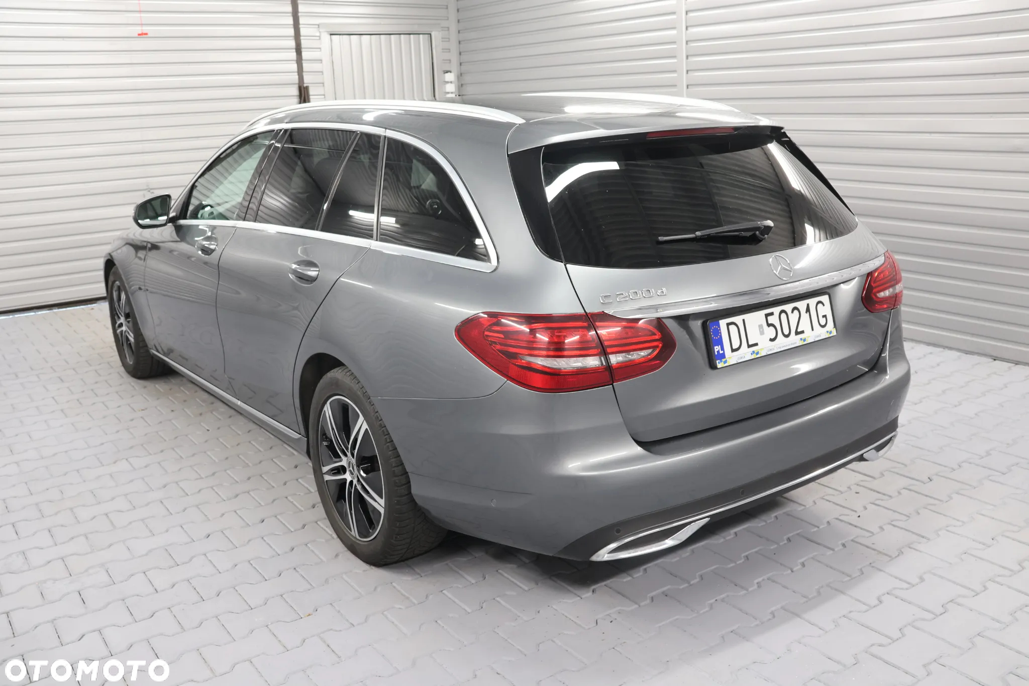 Mercedes-Benz Klasa C 200 d T Avantgarde - 4