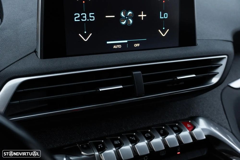 Peugeot 3008 1.6 BlueHDi GT Line - 19