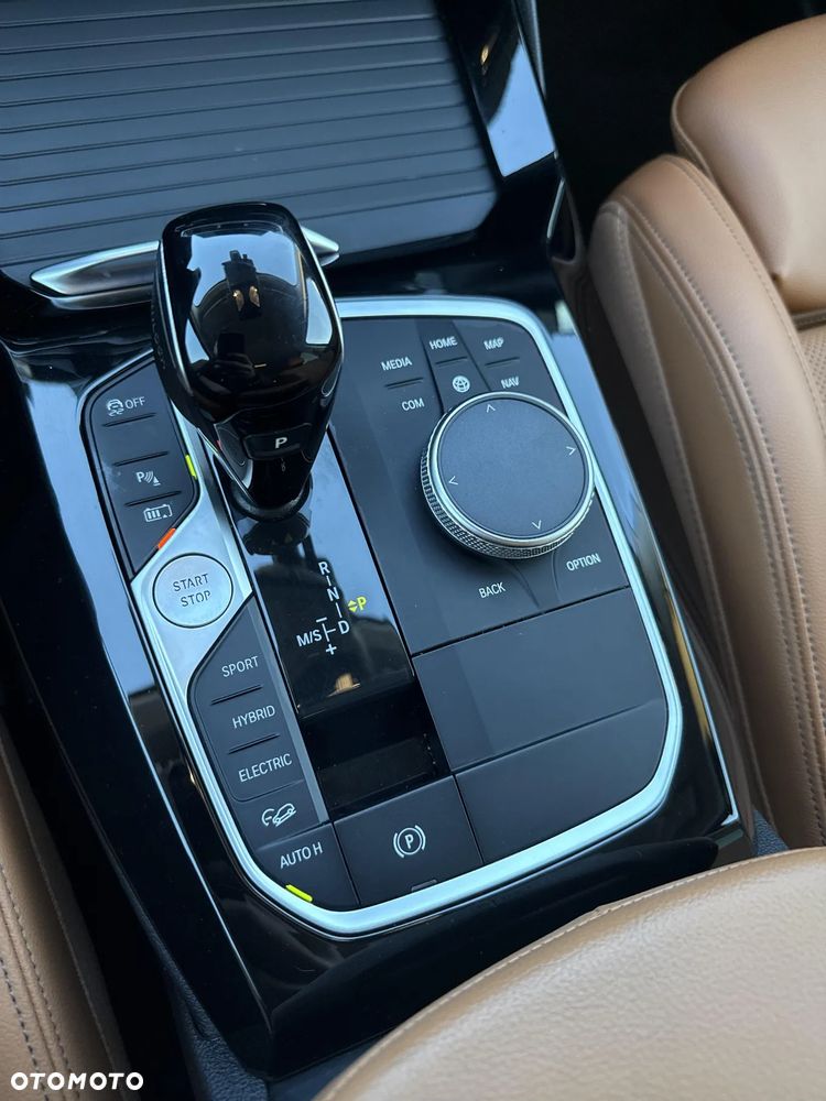 BMW X3 xDrive30e - 27