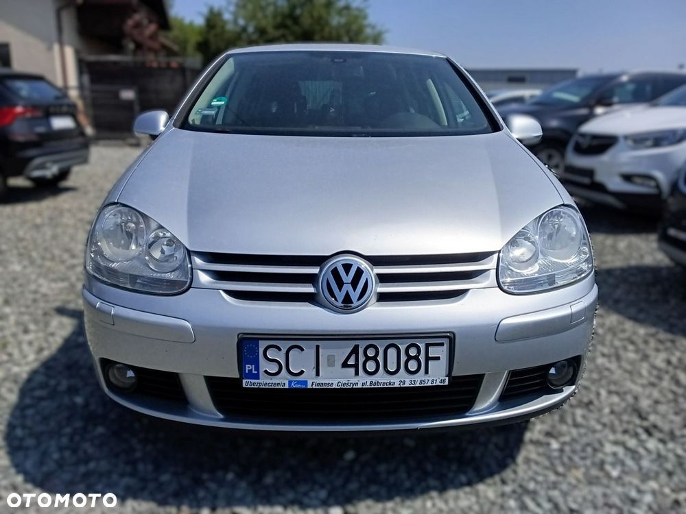 Volkswagen Golf - 5