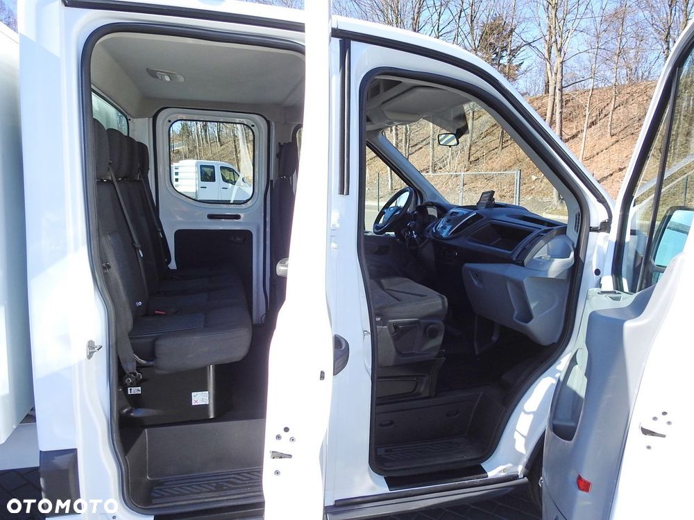 Ford TRANSIT  WYWROTKA PODWÓJNA KABINA DOKA 6 MIEJSC TEMPOMAT KLIMATYZACJA  130KM - 39