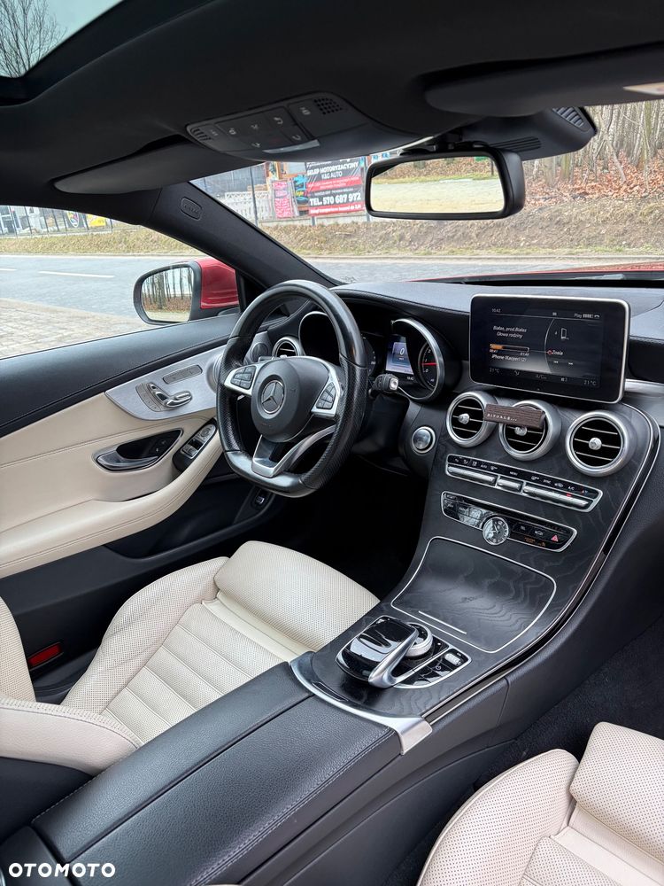 Mercedes-Benz Klasa C 300 7G-TRONIC - 10