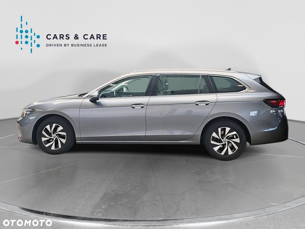 Volkswagen Passat - 30