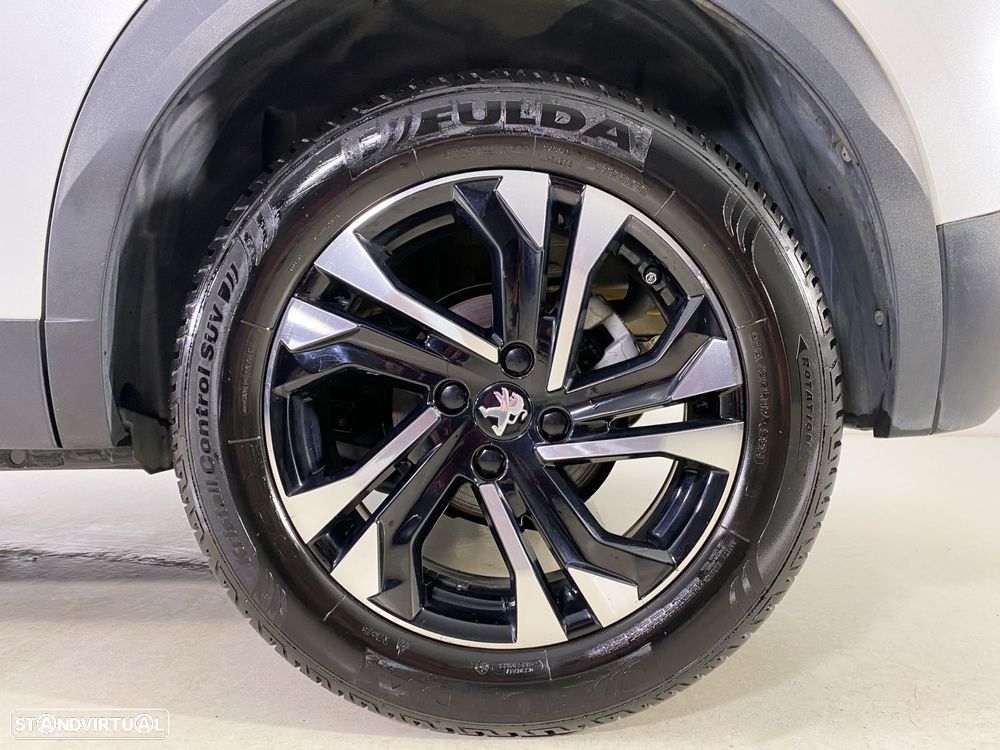 Peugeot 2008 1.2 PureTech Allure Pack EAT8 - 22