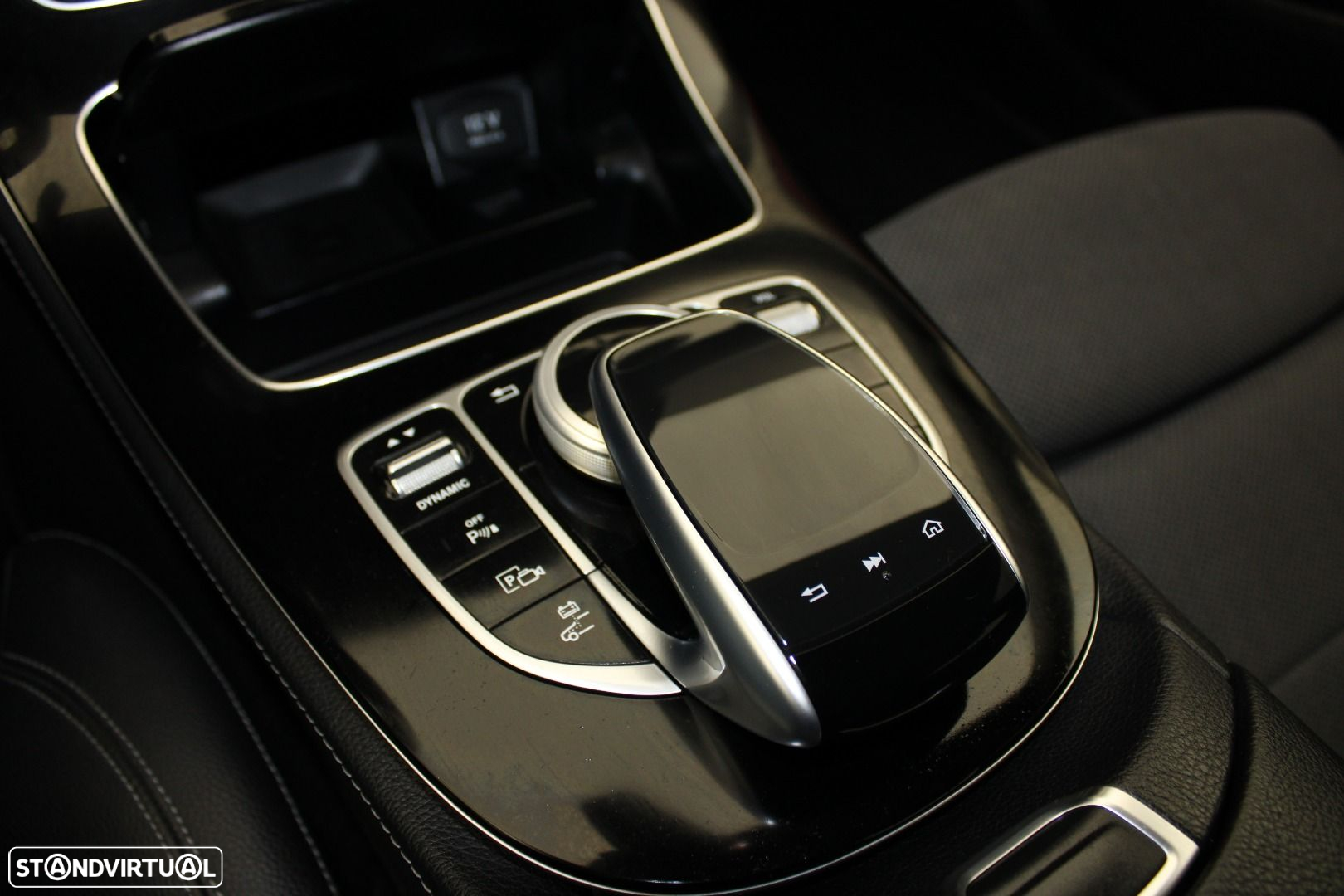 Mercedes-Benz E 300 de Avantgarde - 27
