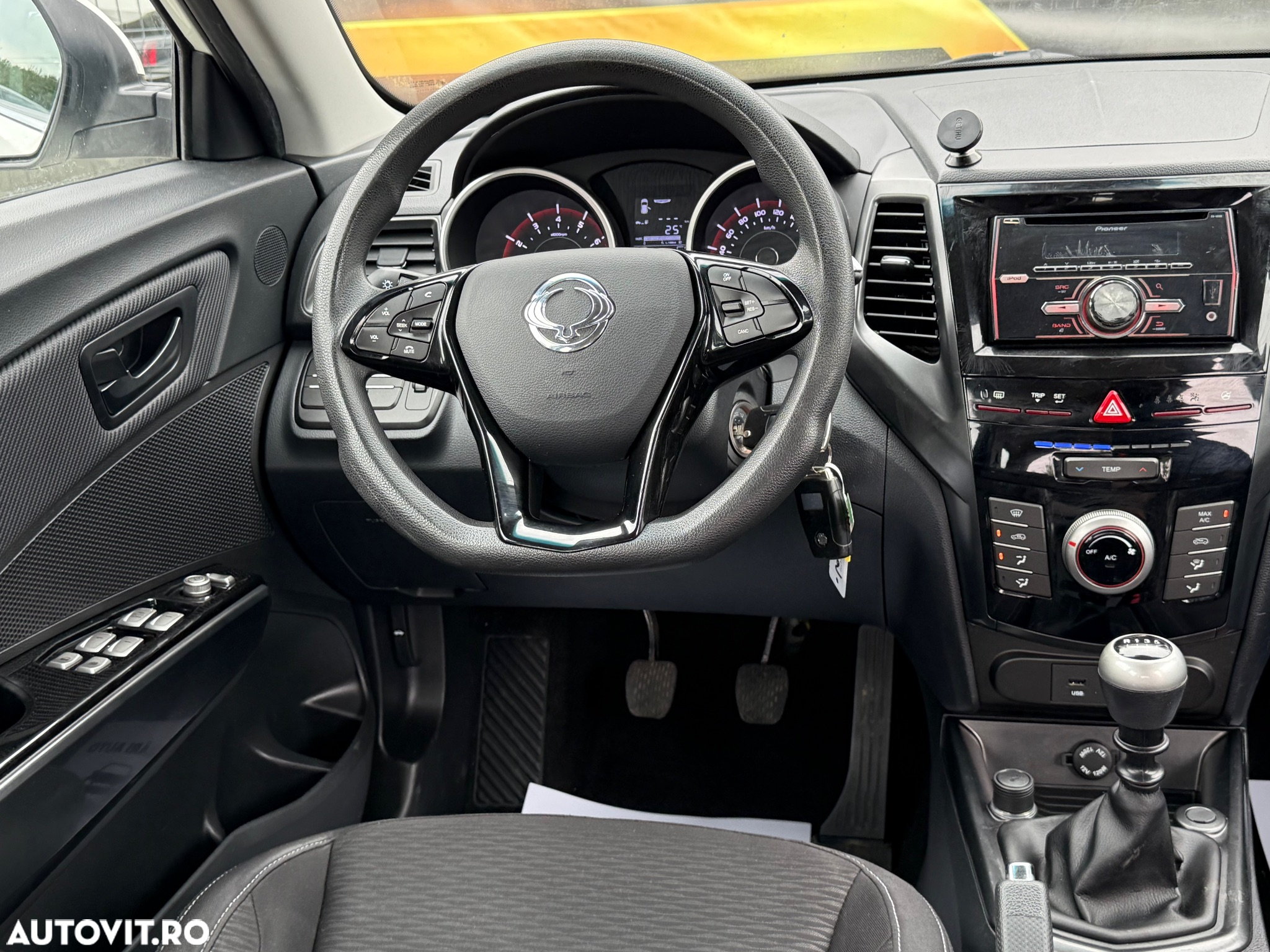 SsangYong XLV 1.6 e-XGI STD Plus - 20