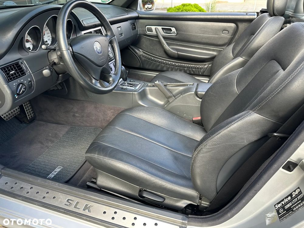 Mercedes-Benz SLK - 22