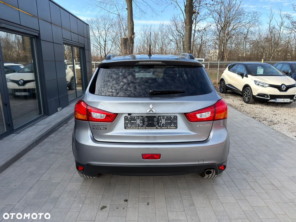 Mitsubishi ASX - 15