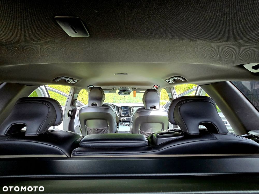 Volvo XC 60 D3 R-Design - 16