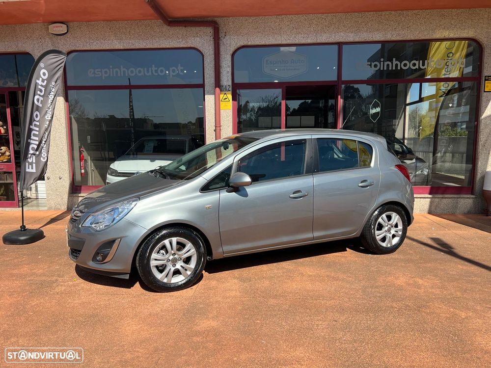 Opel Corsa 1.2 Cosmo - 11