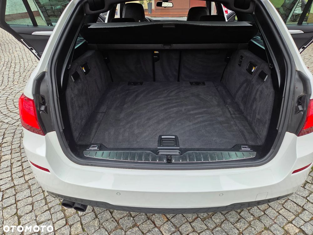 BMW Seria 5 - 34