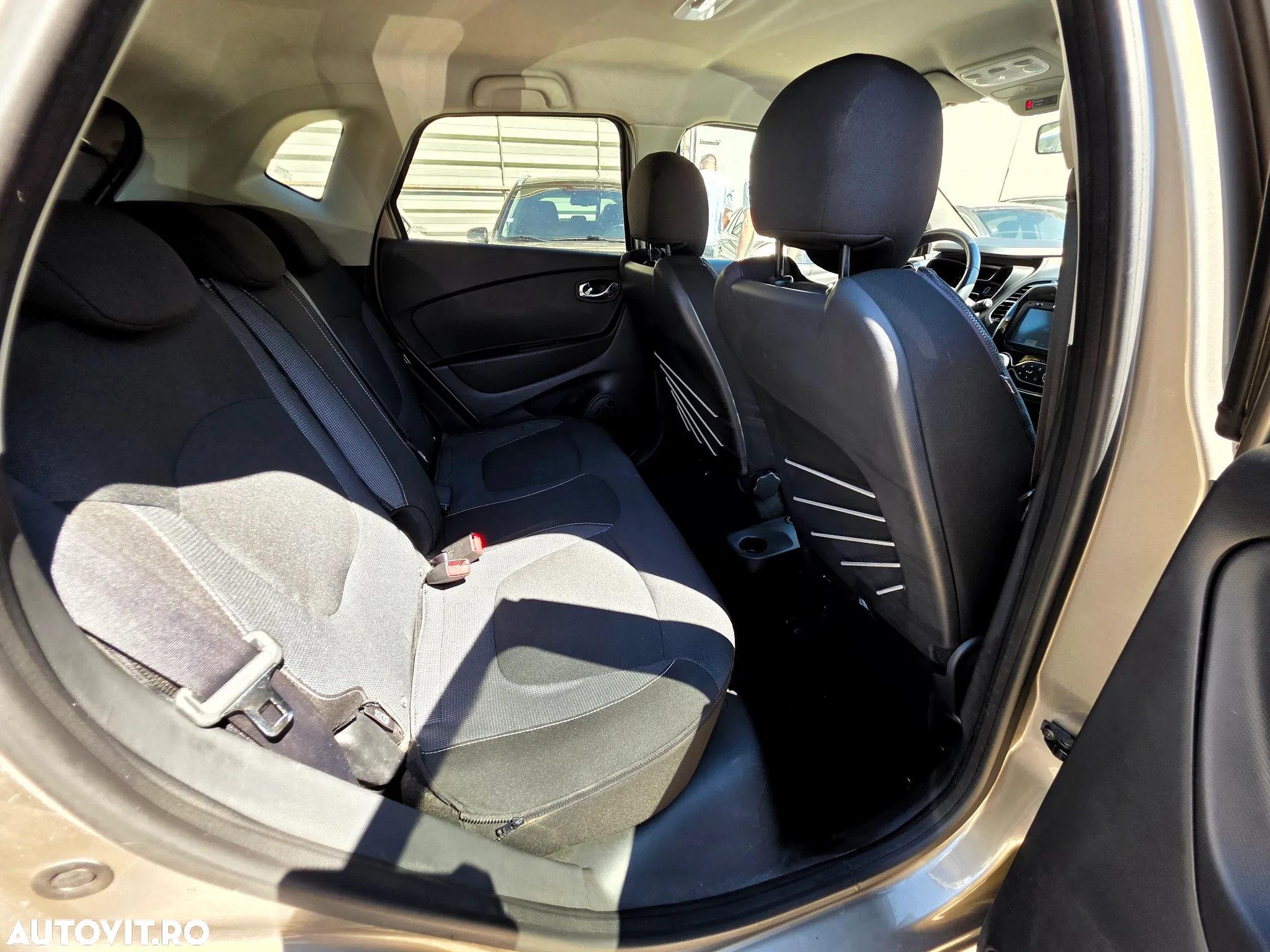 Renault Captur dCi Intens - 15