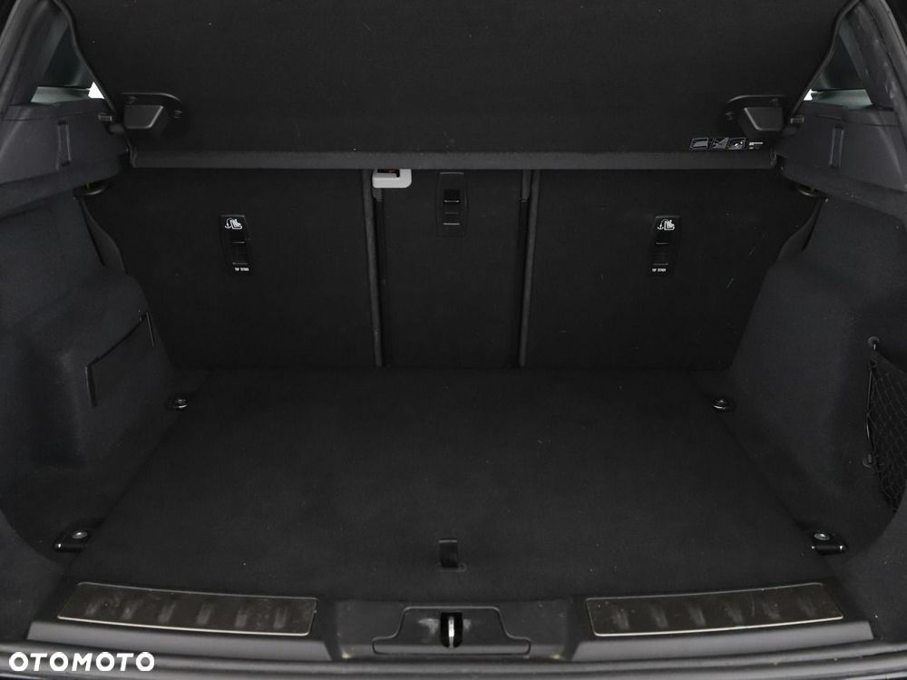 Land Rover Range Rover Evoque 2.0 D180 mHEV SE - 20