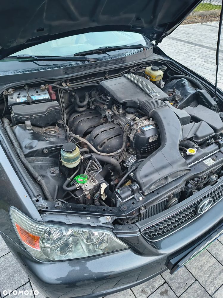 Lexus IS 200 SC Prestige - 14