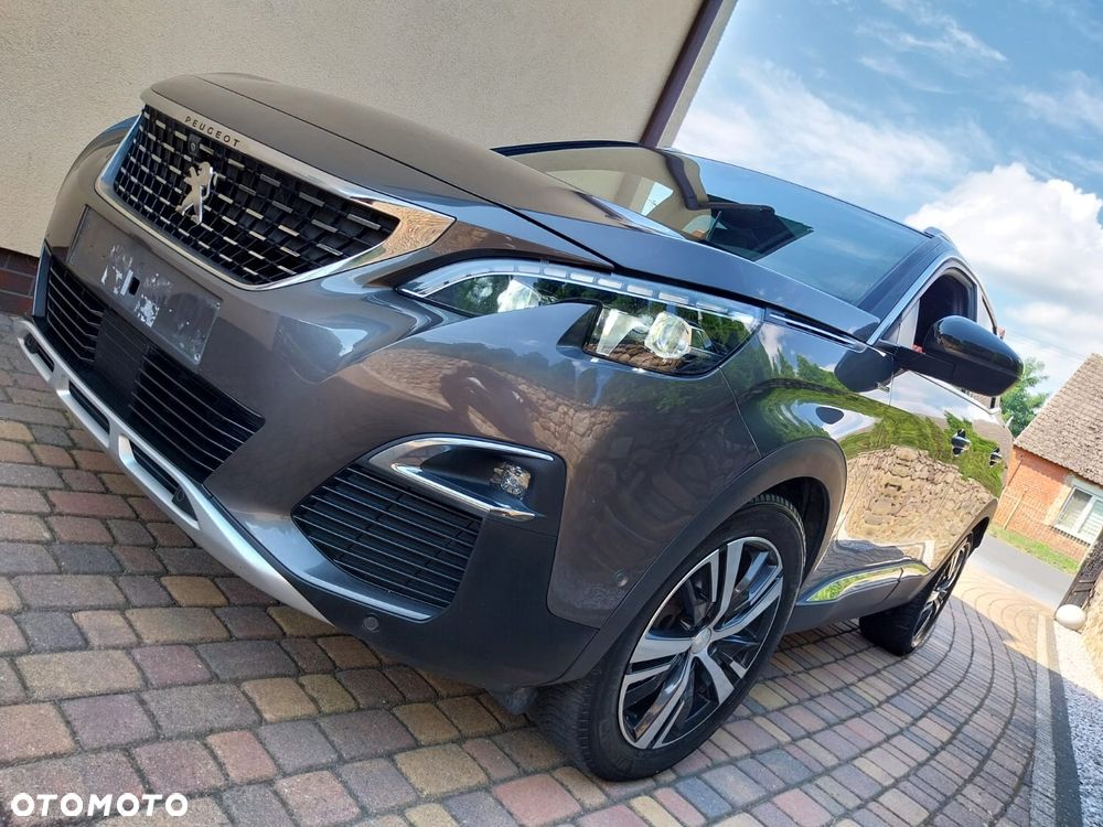 Peugeot 3008 1.2 PureTech GPF Allure S&S - 8
