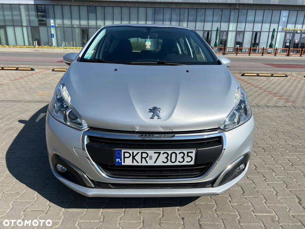 Peugeot 208 - 2