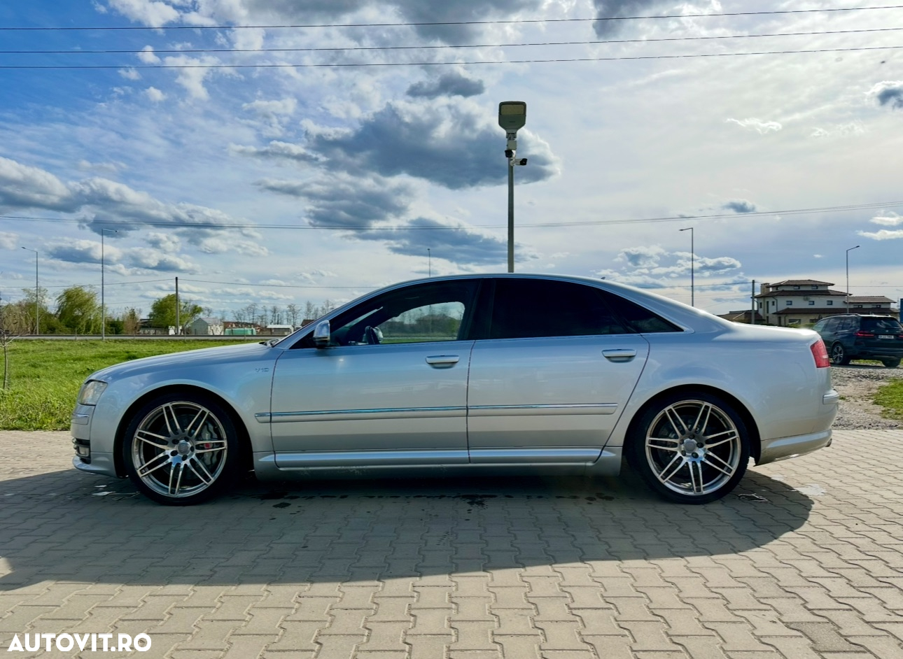 Audi S8 - 3