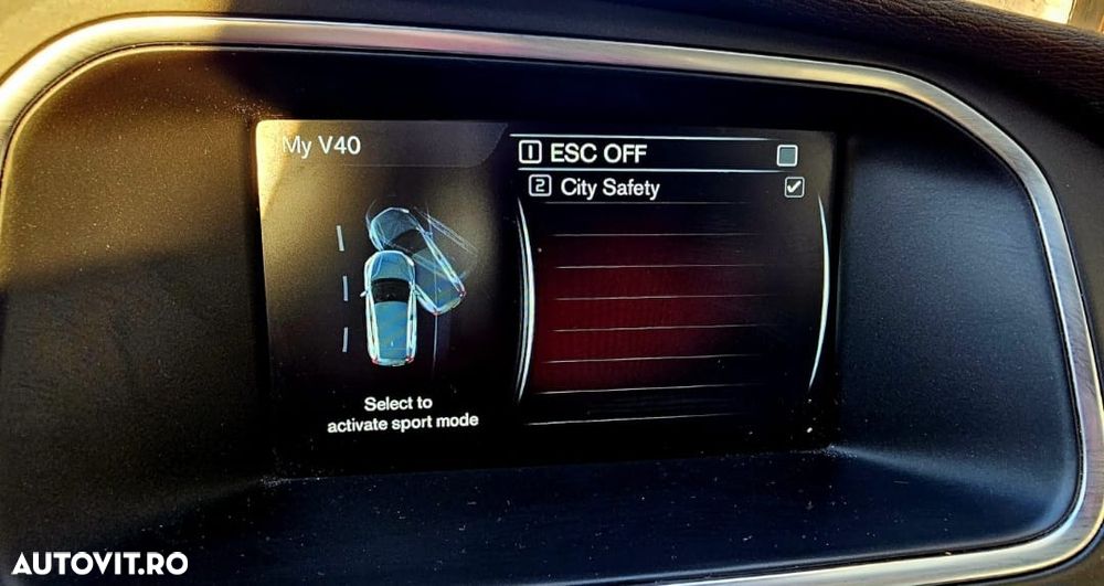 Volvo V40 D2 Momentum - 19