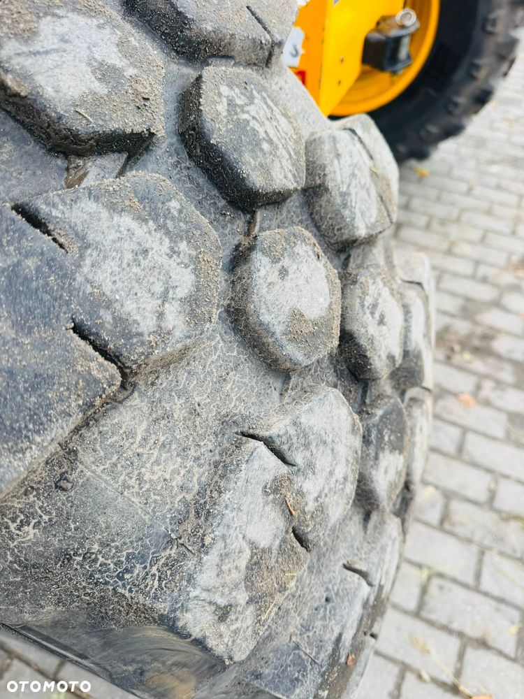 JCB 532-70 AGRI SUPER - 21