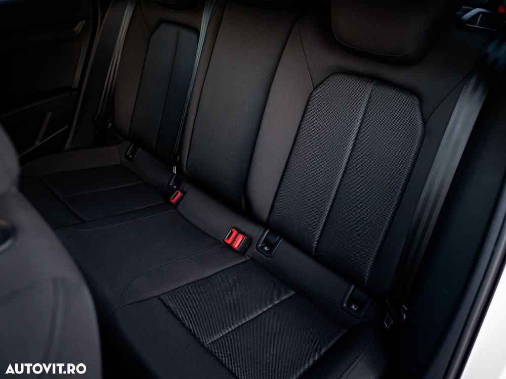 Audi A3 2.0 TDI S tronic Sport - 25