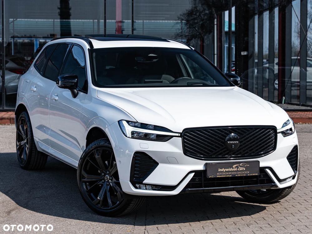 Volvo XC 60 B5 B AWD Plus Dark - 3